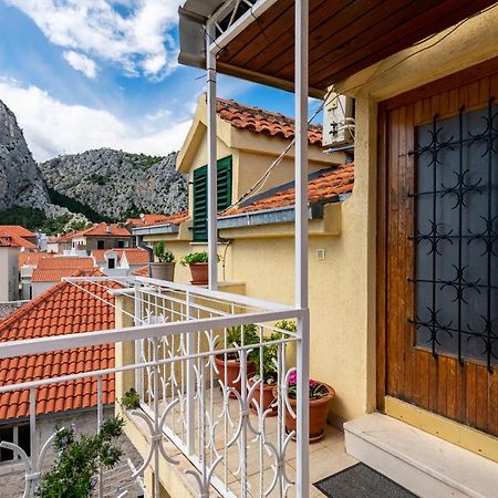 Apartment Ivanka Omiš Buitenkant foto