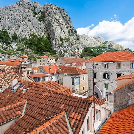 Apartment Ivanka Omiš Buitenkant foto
