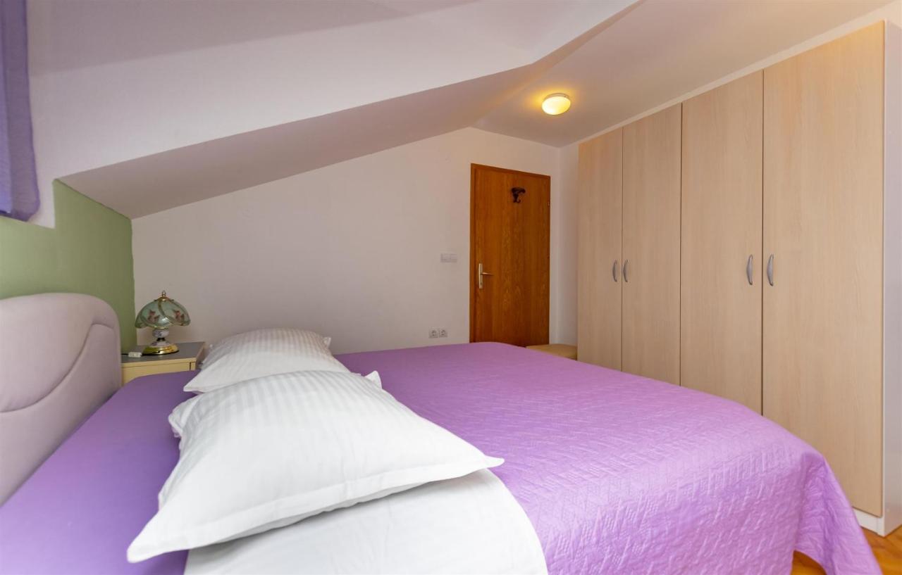 Apartment Ivanka Omiš Buitenkant foto