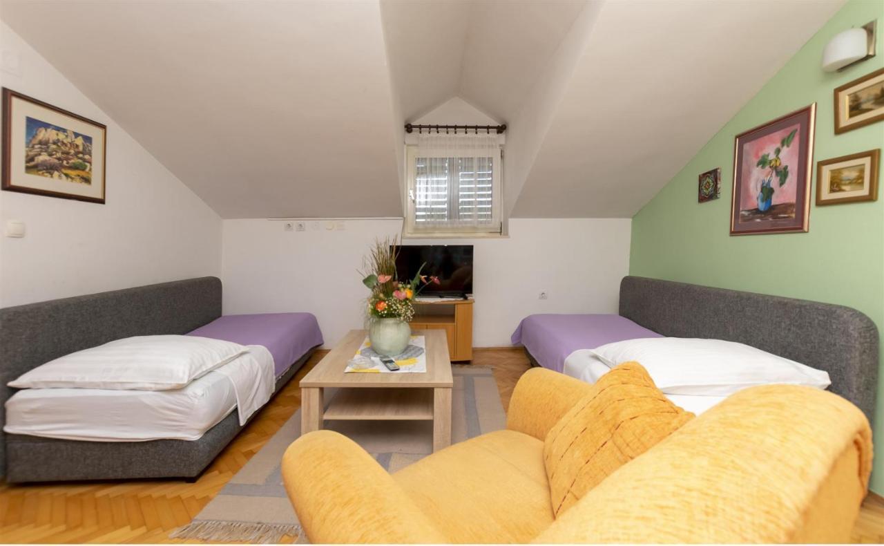 Apartment Ivanka Omiš Buitenkant foto