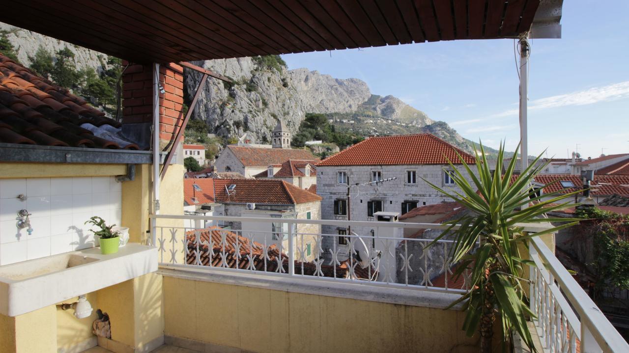 Apartment Ivanka Omiš Buitenkant foto